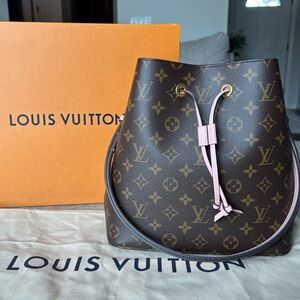 Louis Vuitton NéoNoé MM Monogram Rose Poudre